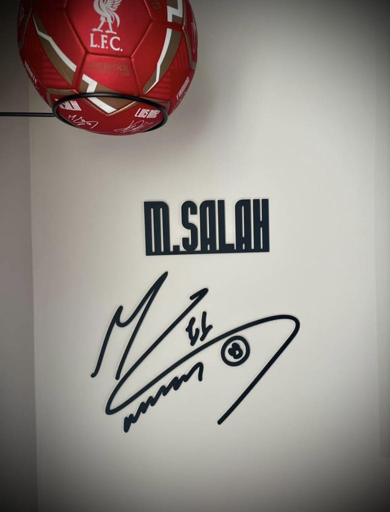 Mo Salah signature wall art